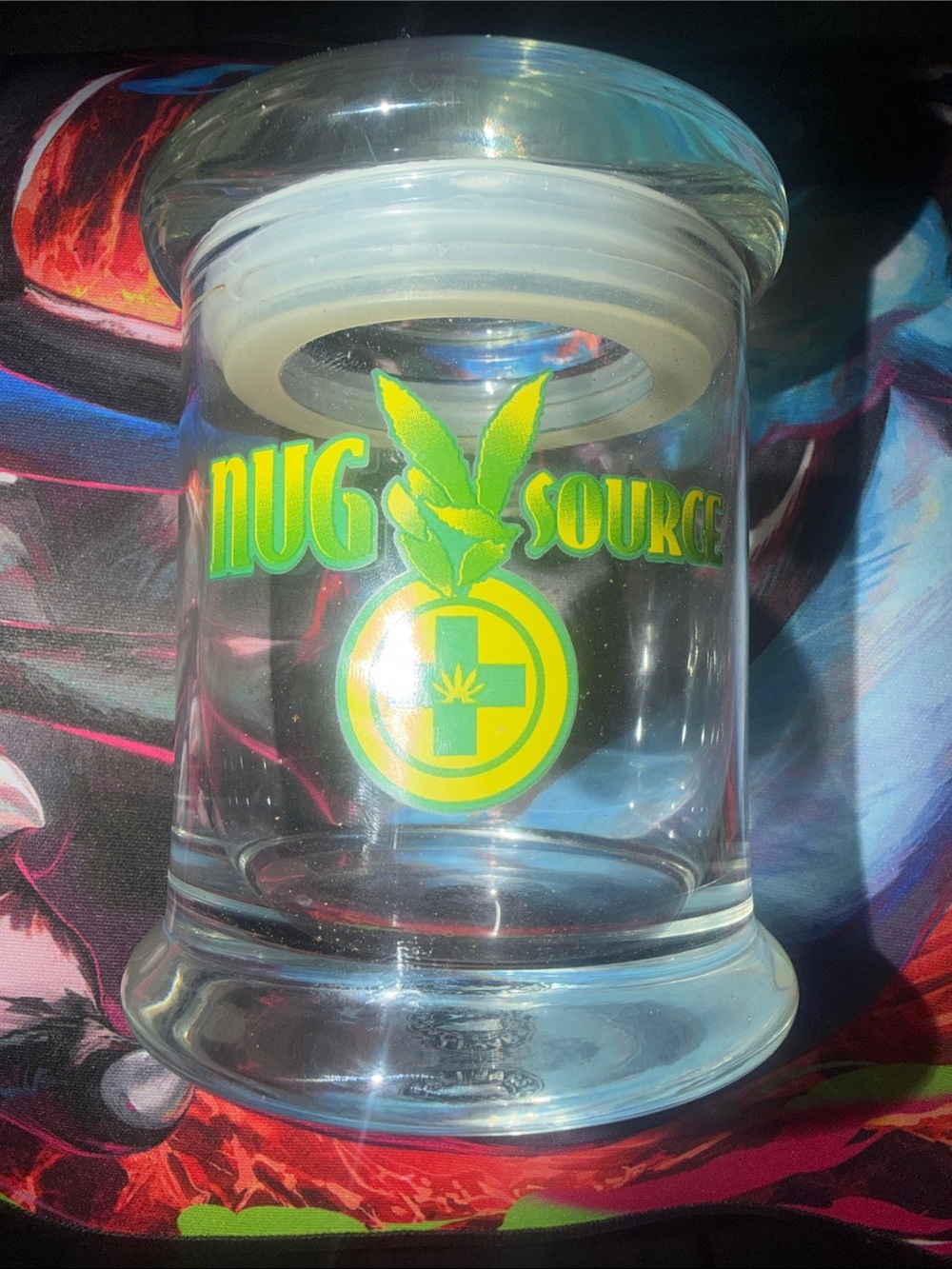 Nug Source Clear Glass Jar - Yellow & Green Logo